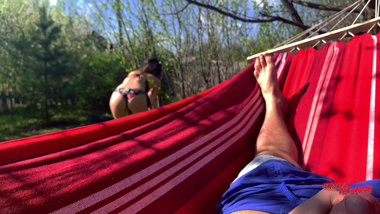 NicoleAndAlex: 내 의붓여동생이 나를 빨고 내 후장을 쳐다줘