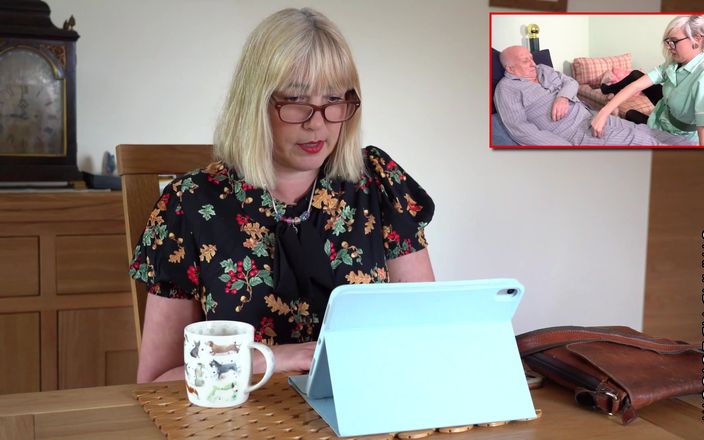 Sarah Stern: Pedepsită în uniforma ei