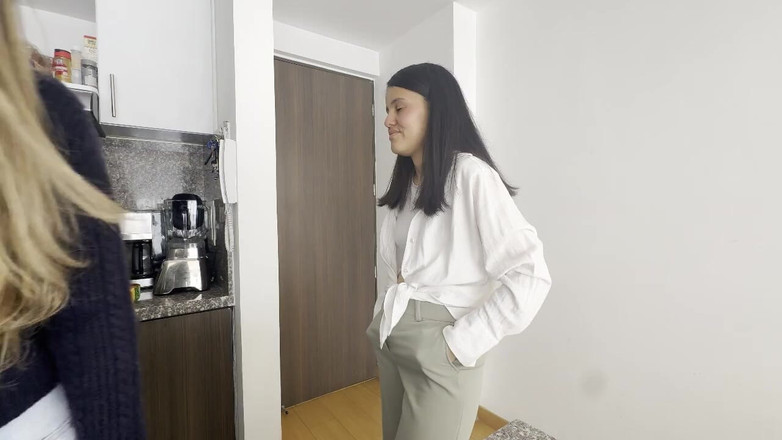 scarlettandc: La mia ex ragazza viene a casa mia per fare...