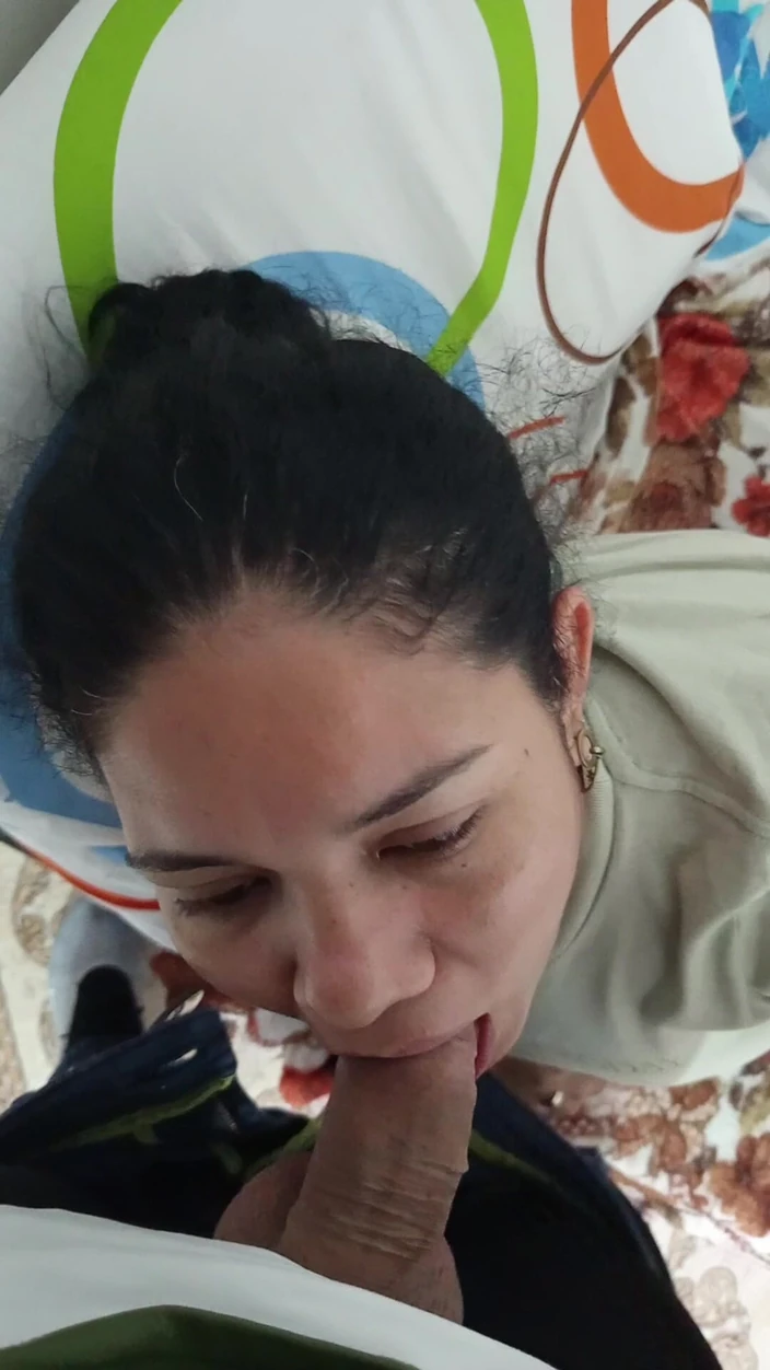 Valkyrieandluigy: Delicious Deep Throat Blowjob