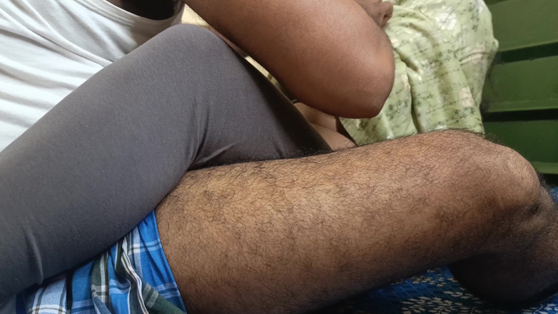 Apple baby: Housewife Shared Bed with Neighbour Batchelor Men