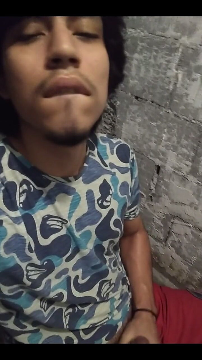 AlexAlejandro13: Tu veux goûter mon lait ?