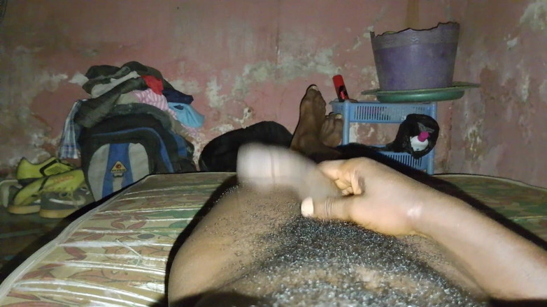 Masturbator emmy: Con cặc của bạn cần hạnh phúc trên giường