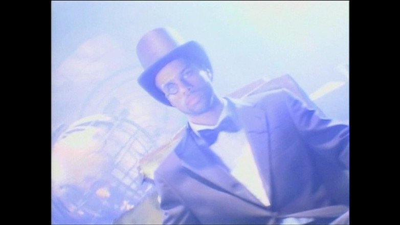 Real Home Made: 亚历克西斯意外射精