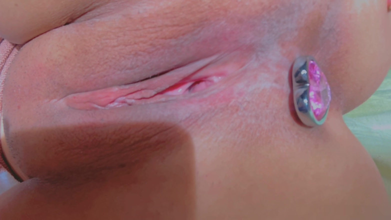 More Candy: JOI POV - 애널 자위를 하는 소녀, 날 따먹고 싶니?