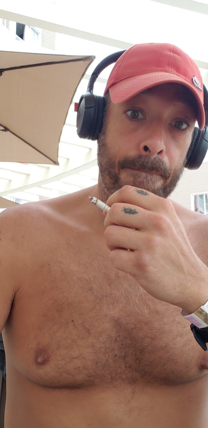 BBIG: Альфа-курение у бассейна