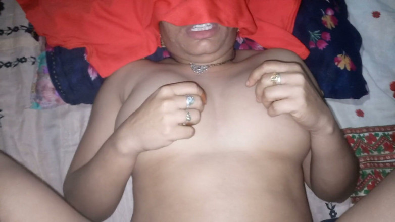 Amrita32: Sesso bollente indiano desi fratellastro e cognata sesso bollente