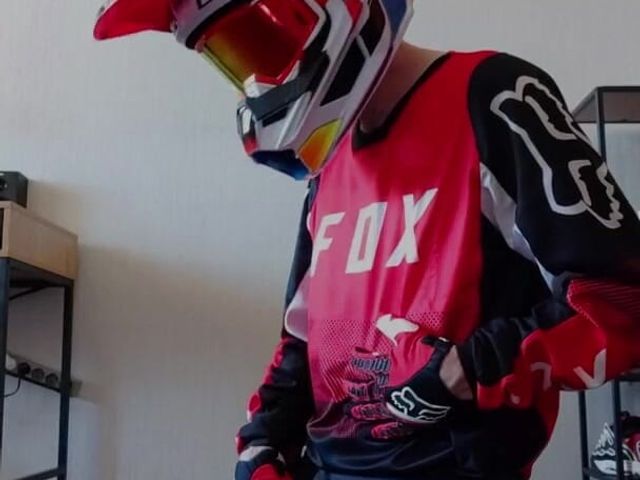 Playing in Mx Gear Cum on Nike Sneakers (Sneakersmax98)