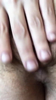 Me lo accarezzo la mia figa pelosa e il mio buco del culo istruzioni per sborrare