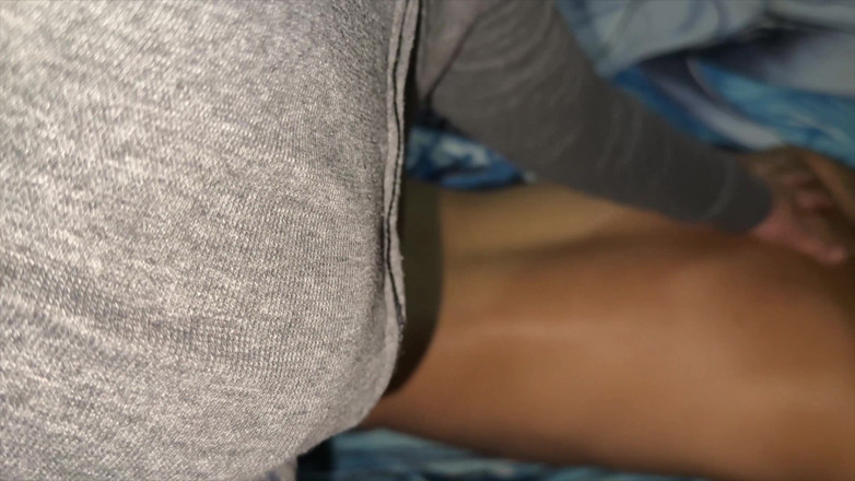 CoupleOfHotSins: Latina Nabízí Velmi Kompletní Masáž.