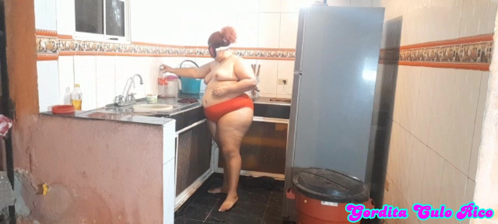 Gordita Culo Rico: Tetanggaku yang gemuk di dapur