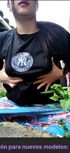 Yulieth Gomez: Sexy Girl Streams and Touches Herself for Fans