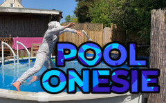 Wamgirlx: Onesie Wetlook v bazénu