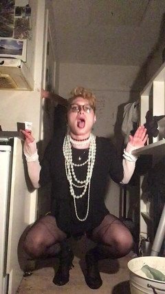 Sissy Cindy Slut: Maminsynek suka