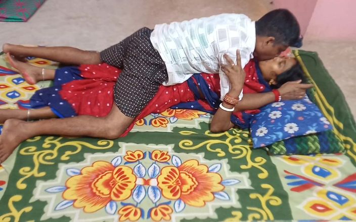 Sumitra-bhabi: Kakak iparku ngentot aku sambil bugil, video xxx gaya desa...
