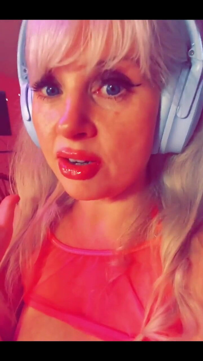 PaintedRose: Kesengajaan untuk berbuat mesra