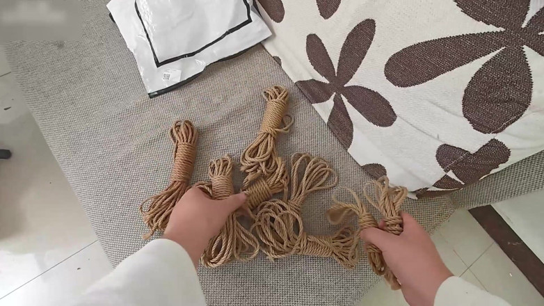 Asian bondage: Legare la mia ragazza con una parrucca al muro e...