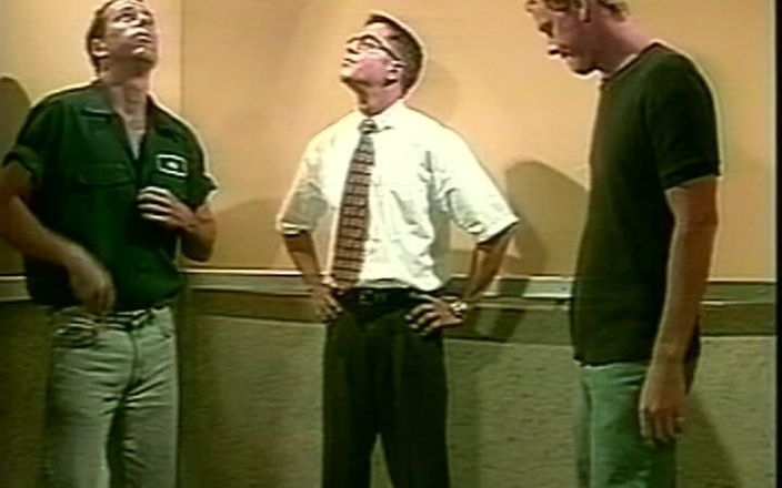 Gay RetroX VHS: Интенсивный мужской пир плоти No2