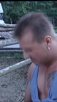Fete germane futute la serviciu (film porno complet)