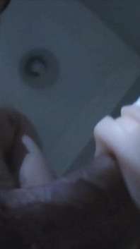 Můj velký tlustý monstrózní penis poprvé na obrazovce, zvědavý, jak to bude vypadat na kameru