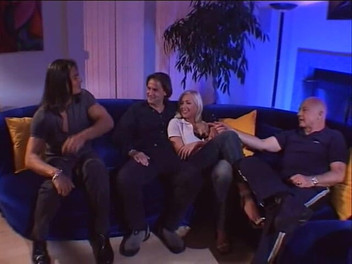 Swing My Wife: मेरी पत्नी को स्विंग करो: मेरी पत्नी को स्विंग करो 155