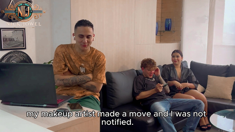 NickJowel: Scopo La Moglie Del Mio Amico Mentre Lui Lavora Al...