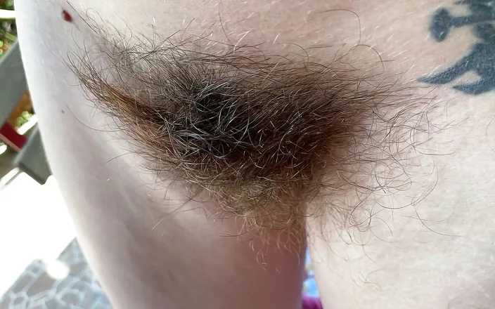 Cuteblonde666: Hairy bush fetish video closeup