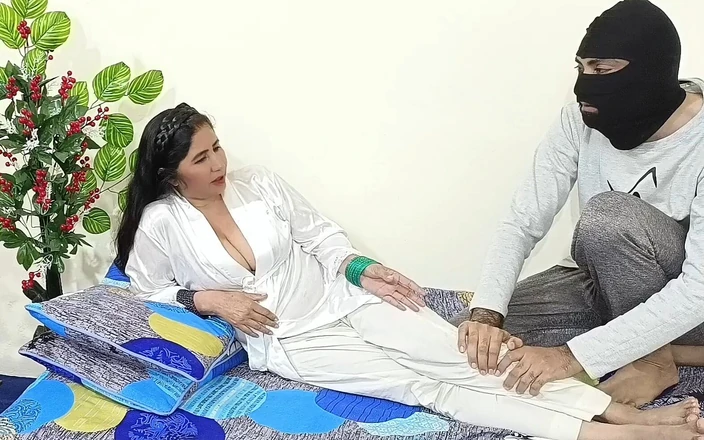 I Saw My Stepsister with Big Boobs Masturbating, so I Had Sex with Her