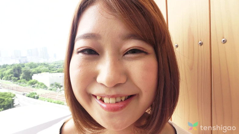 Tenshigao: Asuka suzumura lagi dengan seragam kantornya hari ini!
