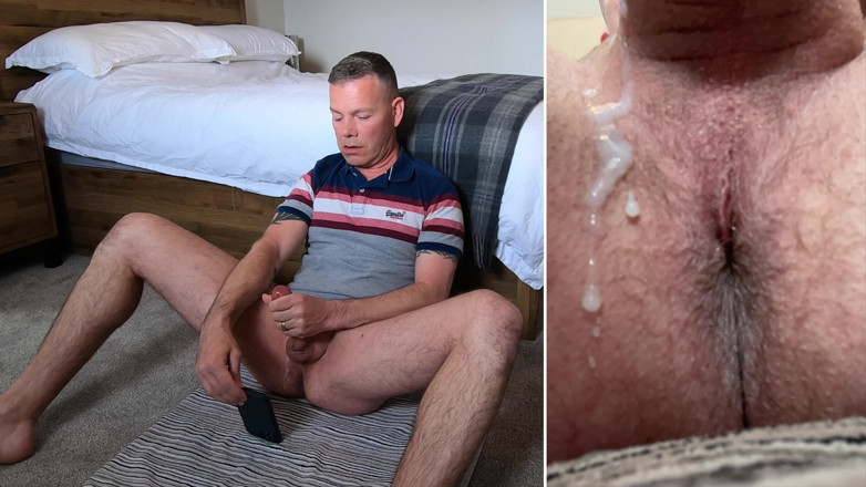 NakedFoxx: Cukající orgasmus zadek díra s kapajícím spermatem - pohled na rozdělenou...