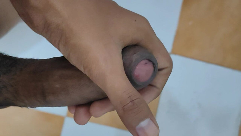 Rupam Rani: Onanerar video ung pojke