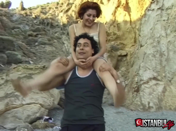 Istanbul life: Affair at the Turkish Coast