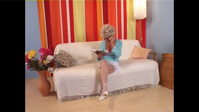 Heatwave Porn: Krátkozraké babičky, část 1