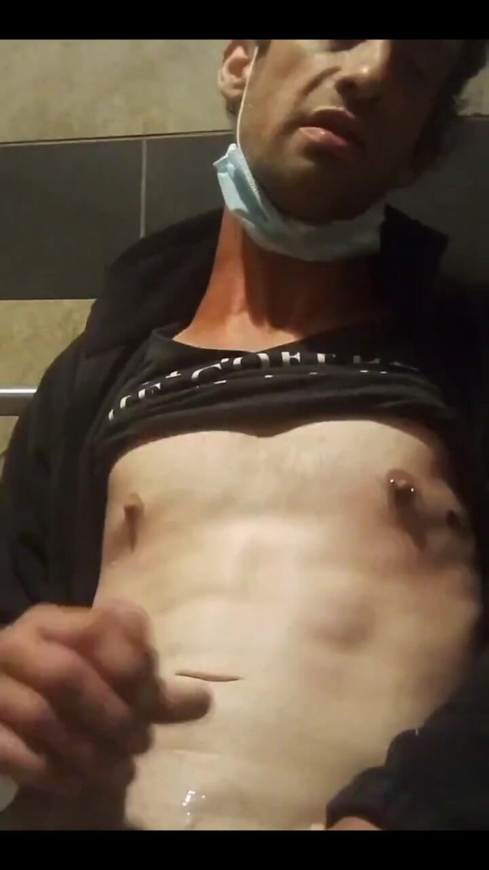 LilTaste: Jerking off