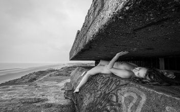 Vlog.3.2 – Beach Shoot Turned Hot: Our Passionate French Escape
