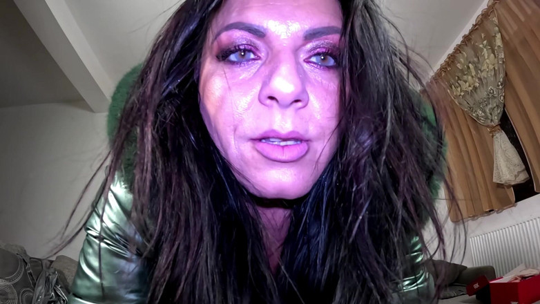 MilfyCalla: Tante semok lagi asik ngentot kontol sampai lubangnya menganga lebar -...