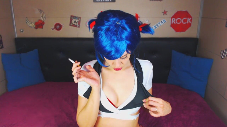 Candystart Videos: Fumar Fetiche Ladybug. Cosplay