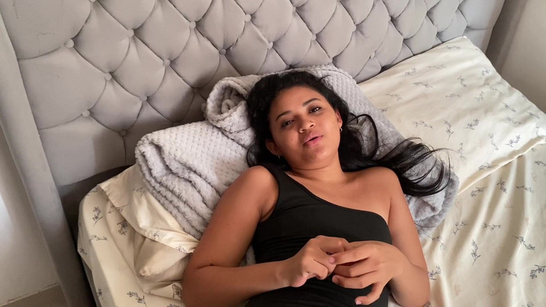 Yohamedi: La mia sorellastra vuole sapere come bene mi succhia il...