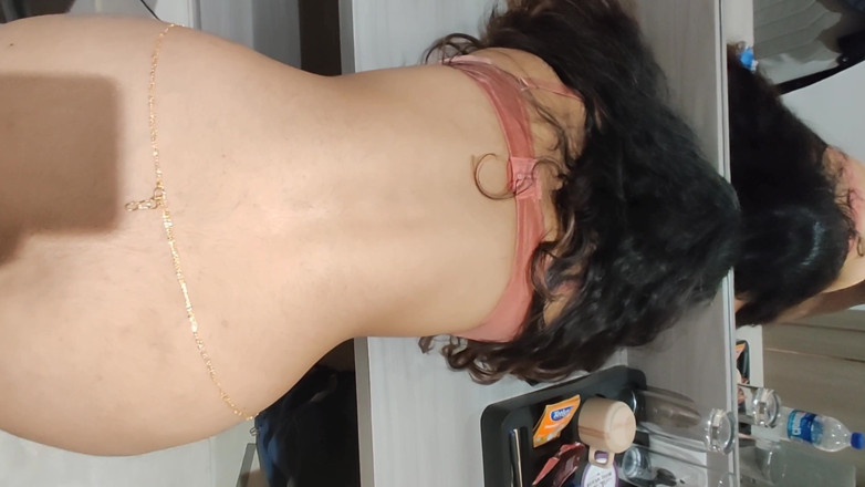 Riya Naidu: 너무 쪼이는 후장 섹스