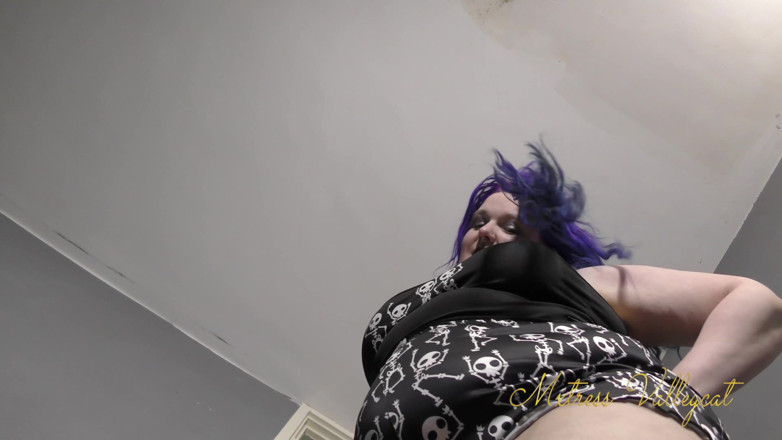 Mxtress Valleycat: Obří zlý goth
