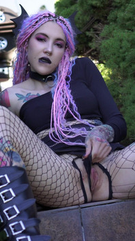 Gothic Slut Vibes