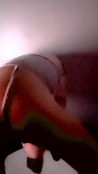 Sürtük kız arkadaşımı sikiş deliğine getiriyorum