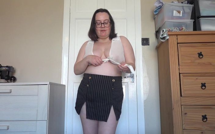 Littlevixen: Seksi sekreter striptiz