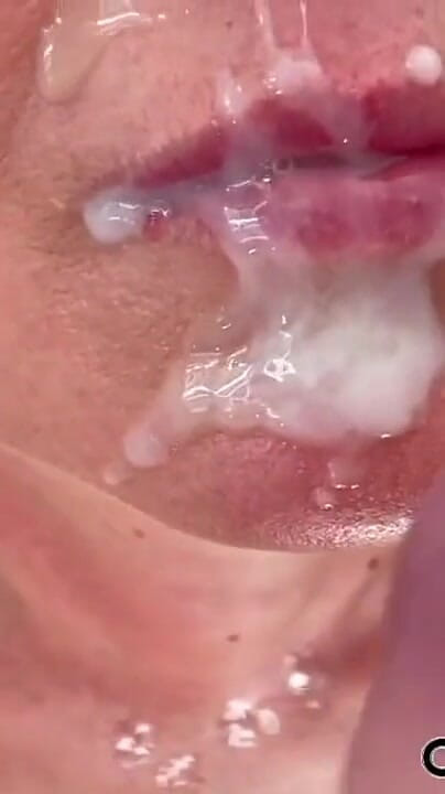 Blow Job When He Watches My Porn on Laptop with a Lot Cum in (Aqua Pola) Blow Job When He Watches My Porn on Laptop with a Lot Cum in (Aqua Pola)