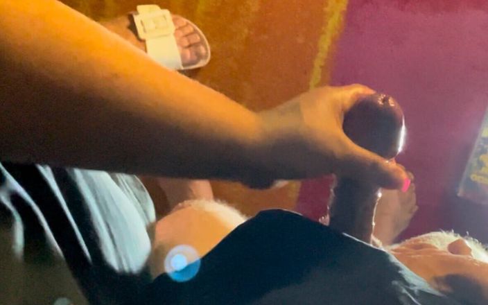 Steveboy: Amatör elle muamele büyük boşalma