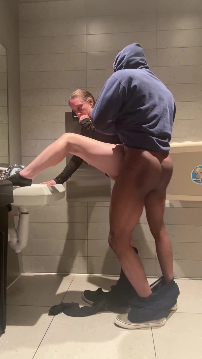 Jackrackemxxx: Viaje por carretera, follada con esposa caliente cachonda
