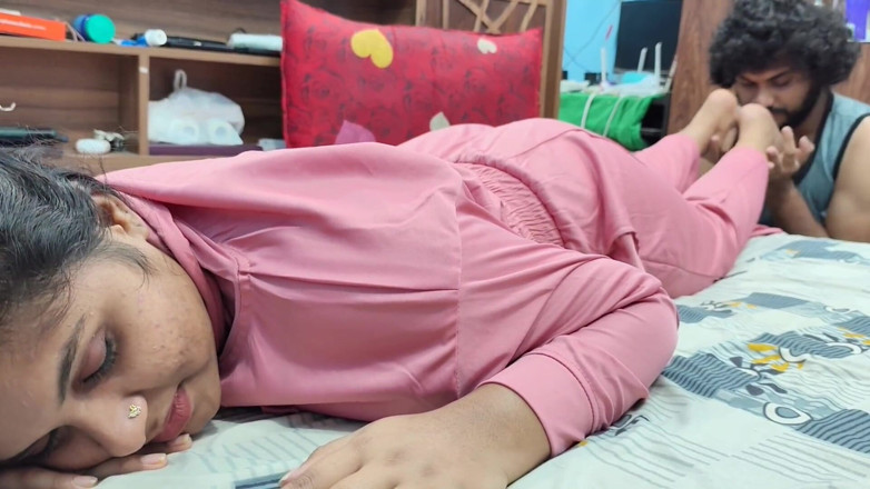 Vaigavarun45: Heißes schlafzimmer-nachtkleid, romantischer heißer fick von Kerala Mallu paare