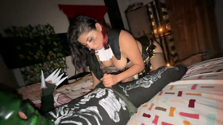 NEGRITA SEXY: A Very Effective Costume for a Friend Dressed as a...
