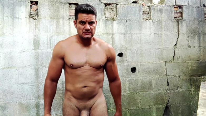 YuriGaucho: ユーリ・ガウチョ、筋肉質な男、カミング