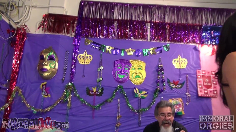 Immoral Live: Aiden ashley yêu rất nhiều âm hộ trong khuôn mặt của...